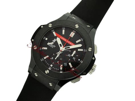 montre hublot geneve luna rossa prix|hublot luna rossa 44mm.